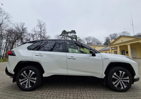 Toyota RAV4 cena 144900 przebieg: 79210, rok produkcji 2019 z Oborniki Śląskie małe 121